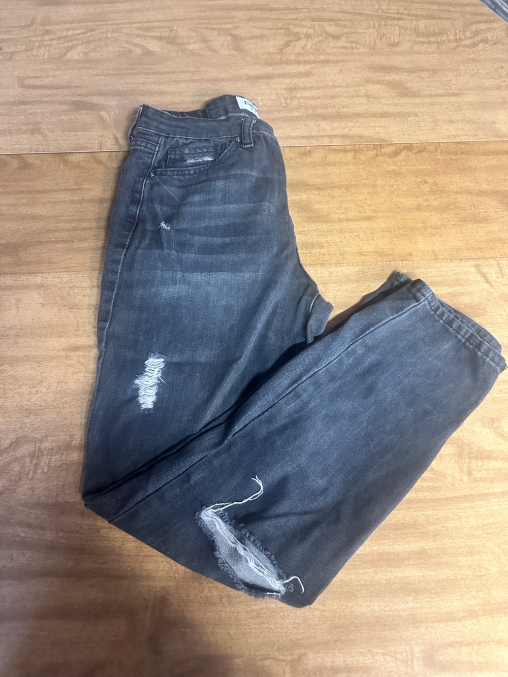 Slim Straight Distressed Jeans in Washed Black